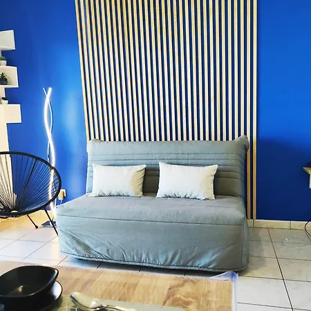 Apartman Joli Aux Minimes Avec Parking